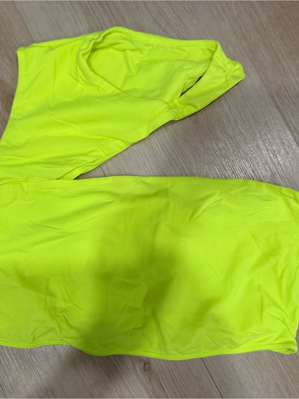 SKIMS Neon Yellow One-Shoulder Crop Top Sz L